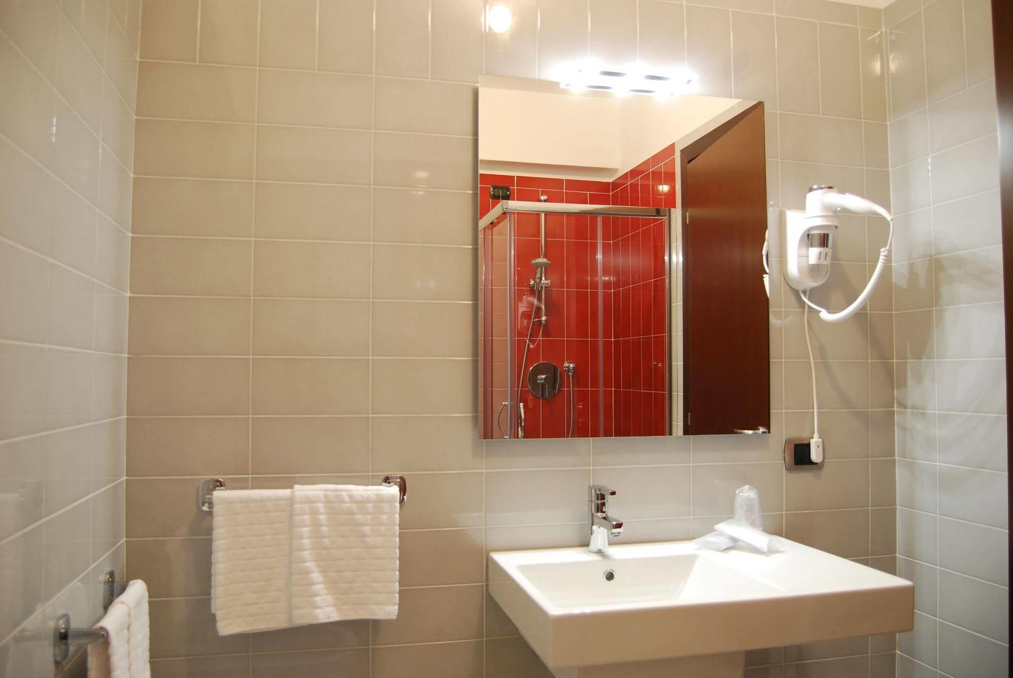 Maestrale Resort Hotel - גרוסטו מראה חיצוני תמונה